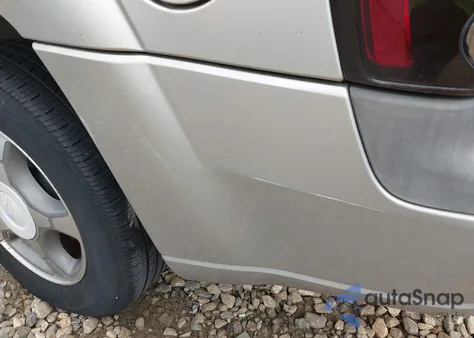 2007 Chevrolet Trailblazer Ls from USA, damaged, VIN 1GNDS13S772136517